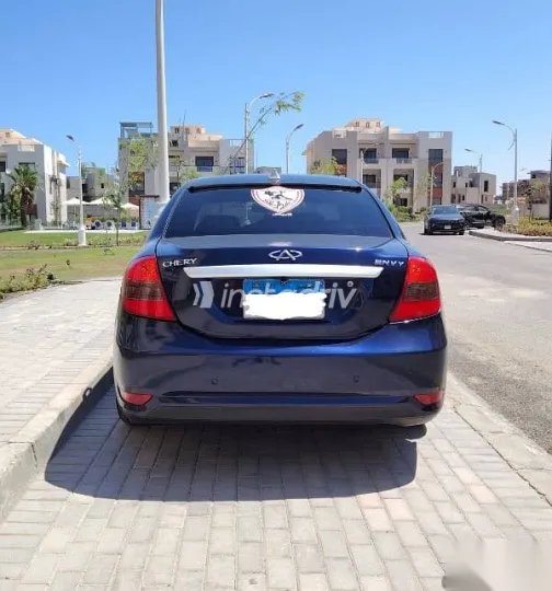 شيرى انفى 2018 أزرق غامق مستعملة للبيع - 4