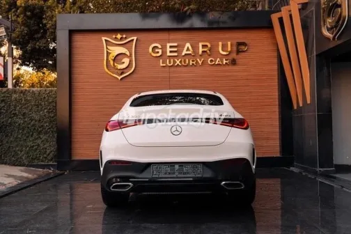 مرسيدس GLC 300 2025 أبيض مستعملة للبيع - 8