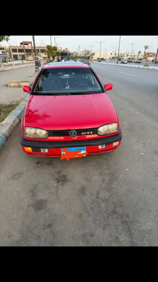 فولكس فاغن جولف 3 1993 أبيض مستعملة للبيع