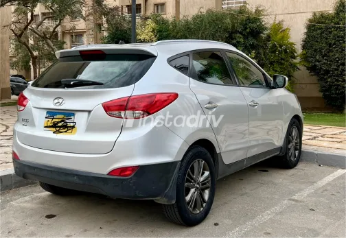 هيونداي IX 35 2014 أبيض مستعملة للبيع - 4
