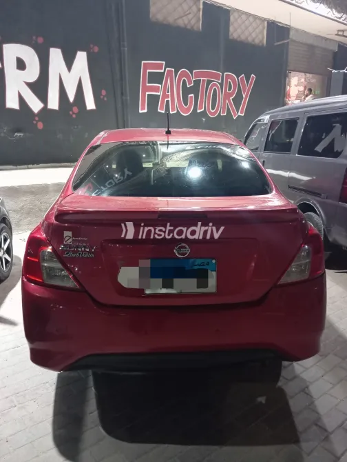 نيسان صنى 2019 أبيض مستعملة للبيع - 2