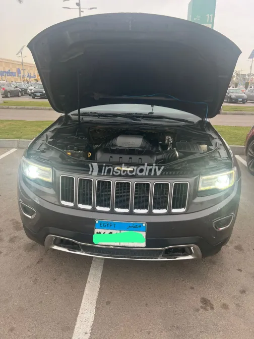 جيب جراند شيروكي 2017 أبيض مستعملة للبيع - 3