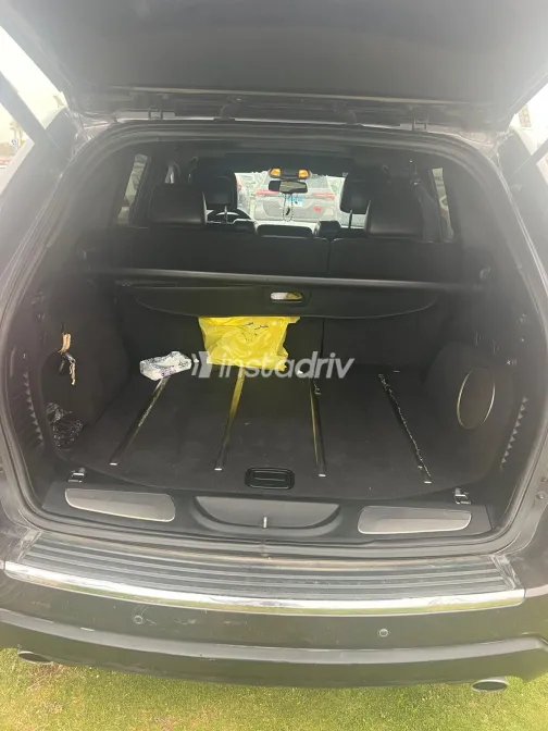 جيب جراند شيروكي 2017 أبيض مستعملة للبيع - 4