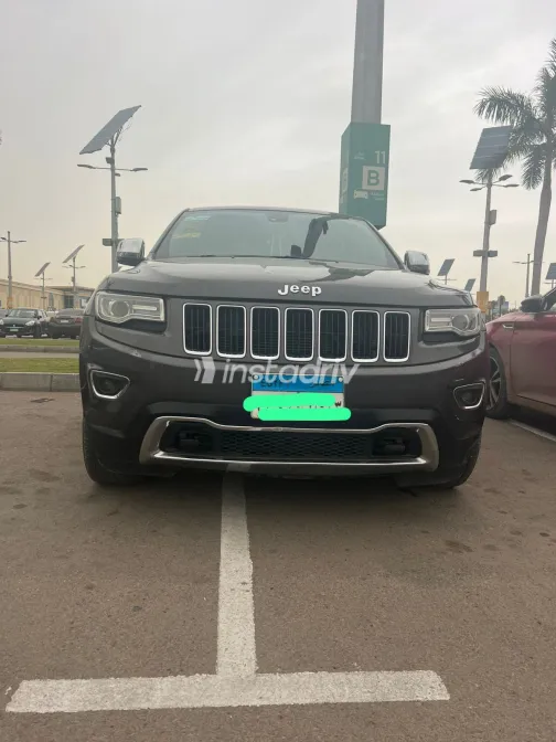 جيب جراند شيروكي 2017 أبيض مستعملة للبيع - 5