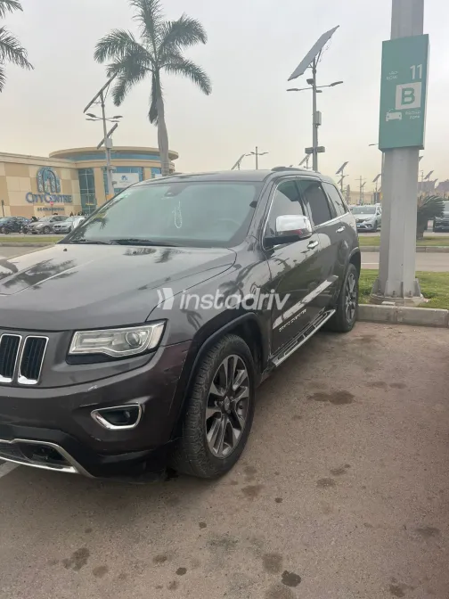 جيب جراند شيروكي 2017 أبيض مستعملة للبيع - 7