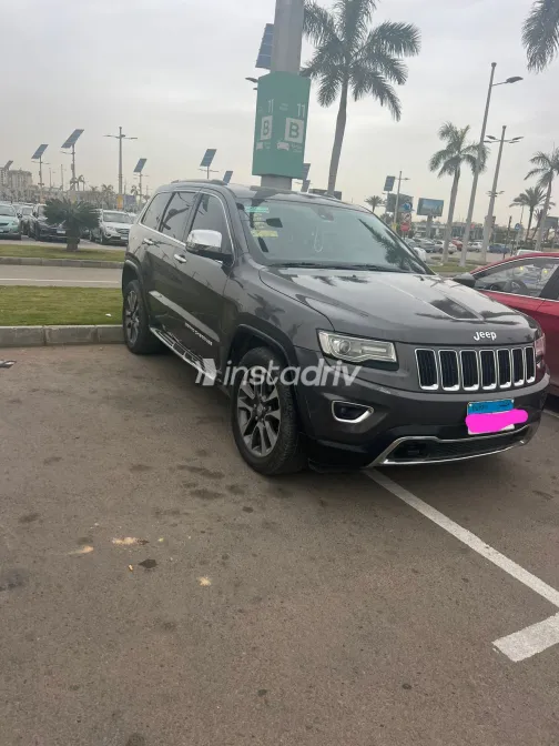 جيب جراند شيروكي 2017 أبيض مستعملة للبيع - 10