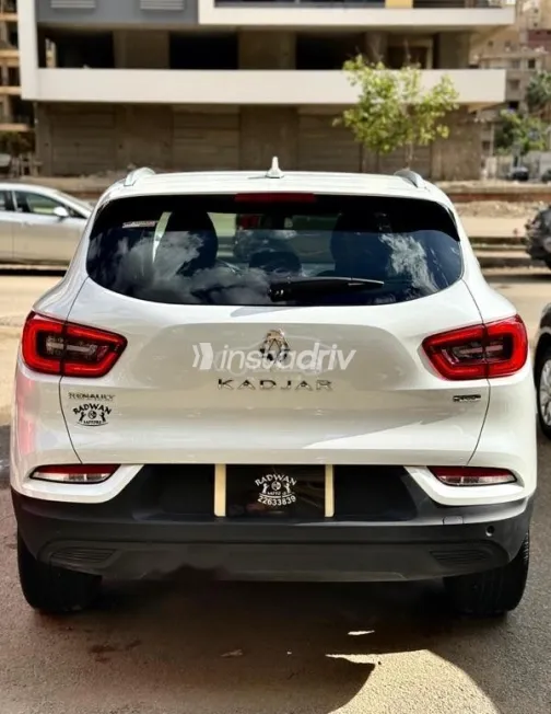 رينو كادجار 2022 أبيض مستعملة للبيع - 1