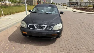 دايو ليوجانزا 2001 أسود مستعملة للبيع