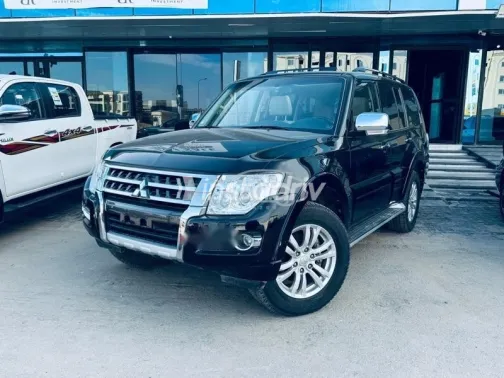 ميتسوبيشي باجيرو 2022 أسود مستعملة للبيع - 3