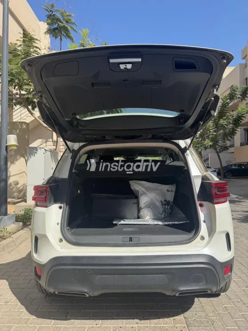 سيتروين C5 2023 أبيض مستعملة للبيع - 5