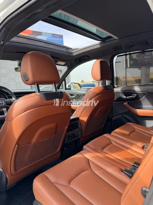 Audi Q7 2024 White Used for Sale - 2