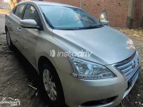 نيسان سنترا 2019 أبيض مستعملة للبيع - 2