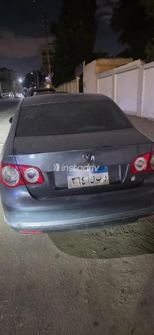 فولكس فاغن جيتا 2010 بترولي مستعملة للبيع - 5