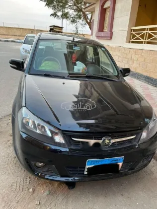 بروتون ساجا 2020 أبيض مستعملة للبيع