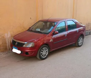 رينو لوجان 2010 أحمر غامق مستعملة للبيع