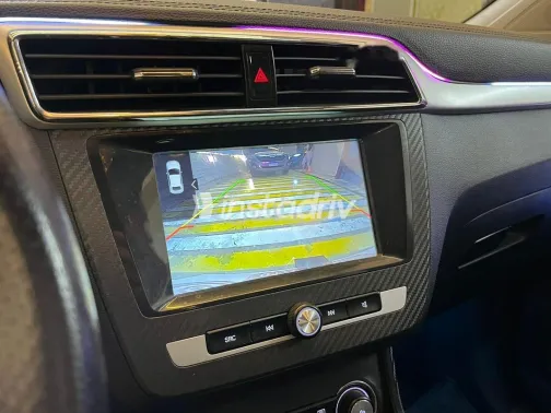 MG ZS 2024 Red Used for Sale - 10