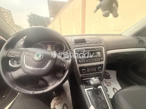 سكودا فانتازيا 2012 بترولي مستعملة للبيع - 2