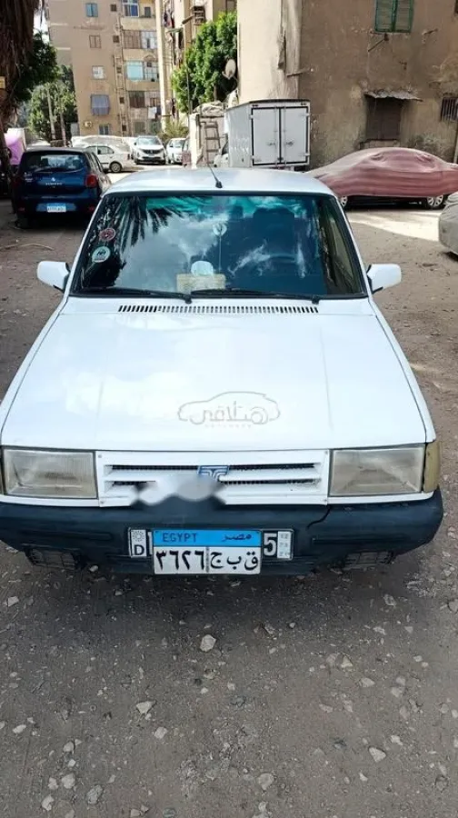 فيات شاهين 1998 أبيض مستعملة للبيع - 1