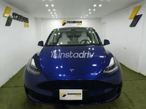 تسلا Model Y 2024 أزرق غامق مستعملة للبيع - 1