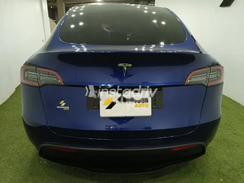 تسلا Model Y 2024 أزرق غامق مستعملة للبيع - 4