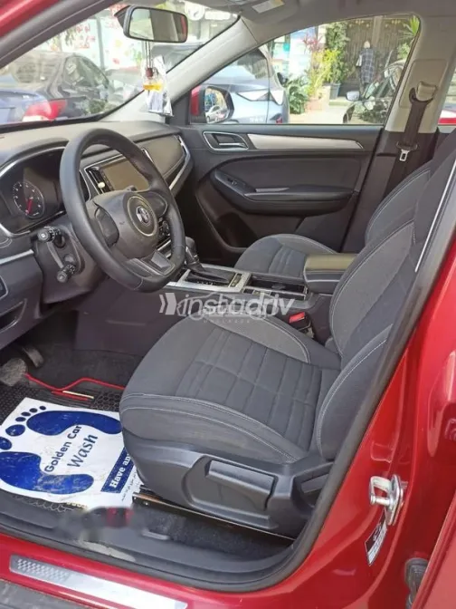 MG Rx5 2019 Dark Red Used for Sale - 2