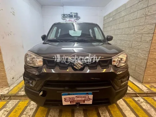 سوزوكى اسبريسو 2022 أسود مستعملة للبيع - 1