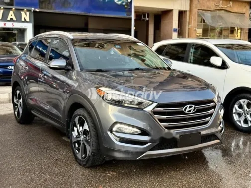 Hyundai Tucson GDI 2017 Gray Used for Sale - 7