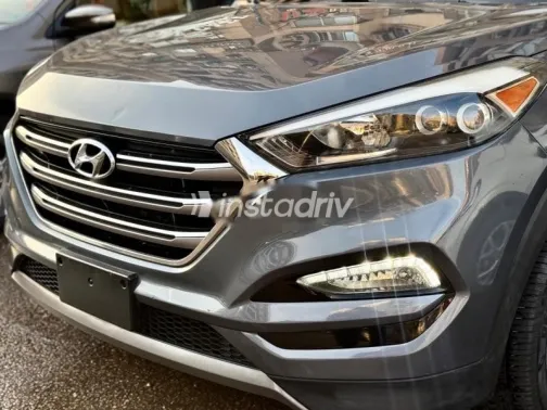 Hyundai Tucson GDI 2017 Gray Used for Sale - 8