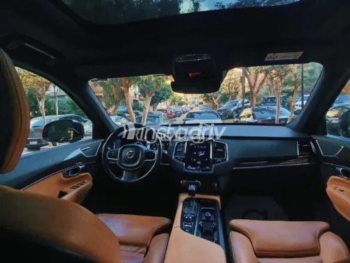 Volvo XC90 2019 Dark Blue Used for Sale - 10