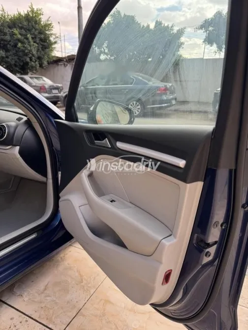 اودي A3 2016 أزرق مستعملة للبيع - 8