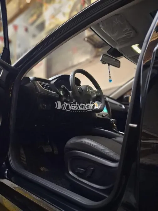 ام جى 5 2026 أسود مستعملة للبيع - 8