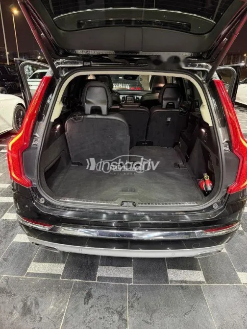 فولفو XC90 2020 أسود مستعملة للبيع - 7