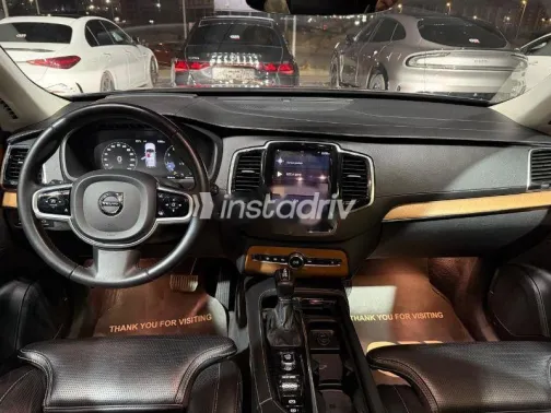 فولفو XC90 2020 أسود مستعملة للبيع - 9