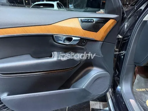 فولفو XC90 2020 أسود مستعملة للبيع - 10