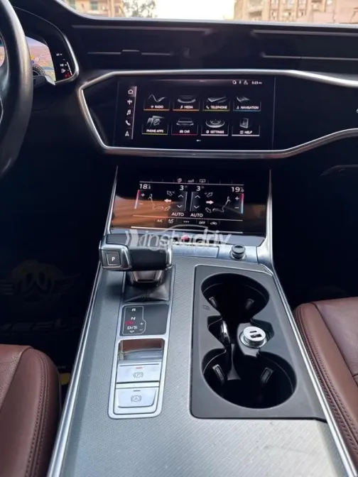 Audi A6 2020 Gray Used for Sale - 10