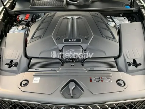 Bentley Bentayga 2025 Green Used for Sale - 7