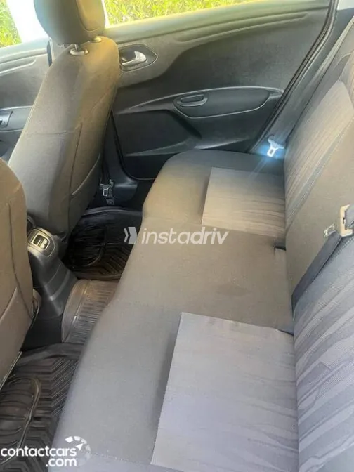 Peugeot 301 2017 White Used for Sale - 2