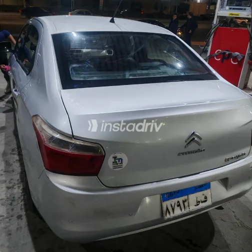سيتروين سي اليزيه 2016 أبيض مستعملة للبيع - 4