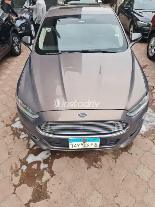 فورد فيوجن 2015 أبيض مستعملة للبيع - 4