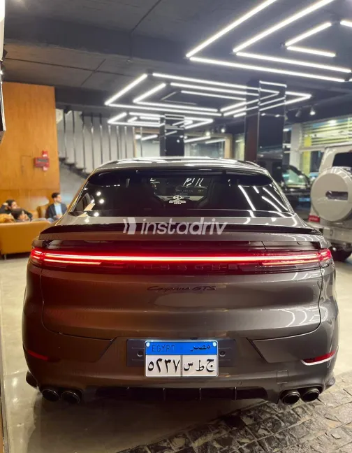 Porsche Cayenne 2025 White Used for Sale - 7