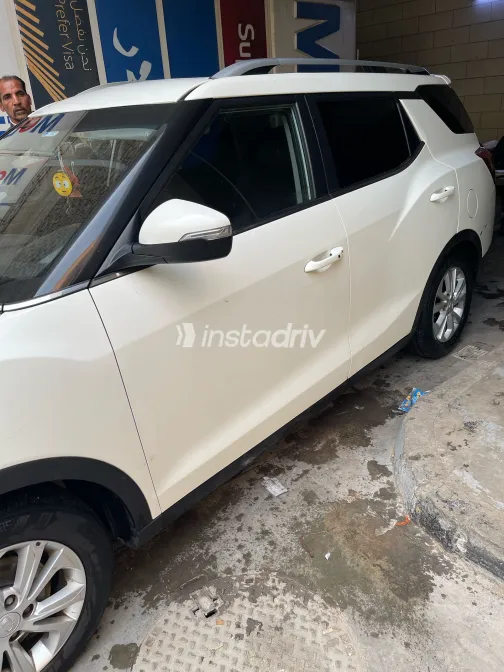 سانج يونج تيفولى 2020 أبيض مستعملة للبيع - 3