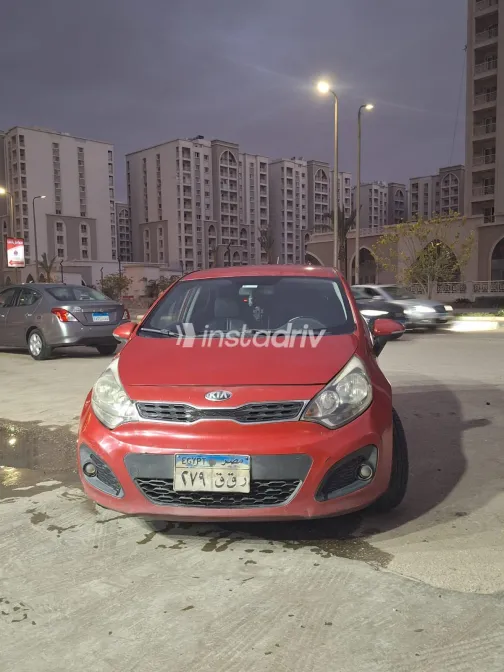 Kia Rio 2013 White Used for Sale - 1