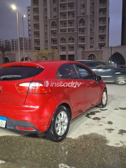 Kia Rio 2013 White Used for Sale - 4