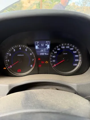 هيونداي اكسنت RB 2015 أبيض مستعملة للبيع