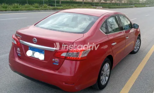 نيسان سنترا 2020 أبيض مستعملة للبيع - 1