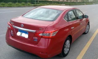 نيسان سنترا 2020 أبيض مستعملة للبيع