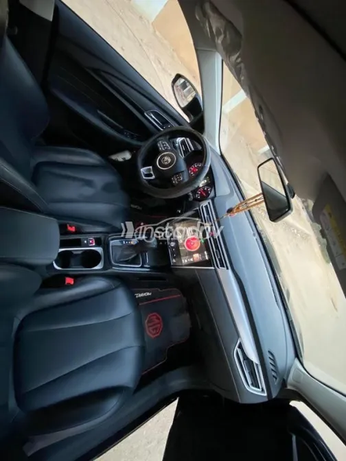 ام جى 5 2024 أبيض مستعملة للبيع - 3