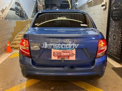 لادا جرانتا 2023 أزرق غامق مستعملة للبيع - 5