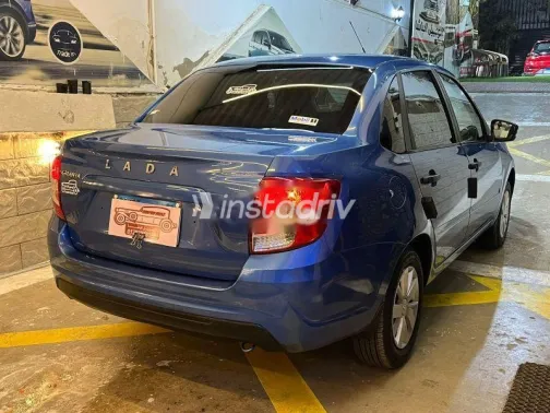 لادا جرانتا 2023 أزرق غامق مستعملة للبيع - 6