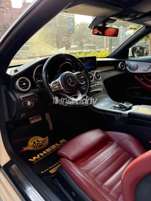 Mercedes C 180 2019 White Used for Sale - 4